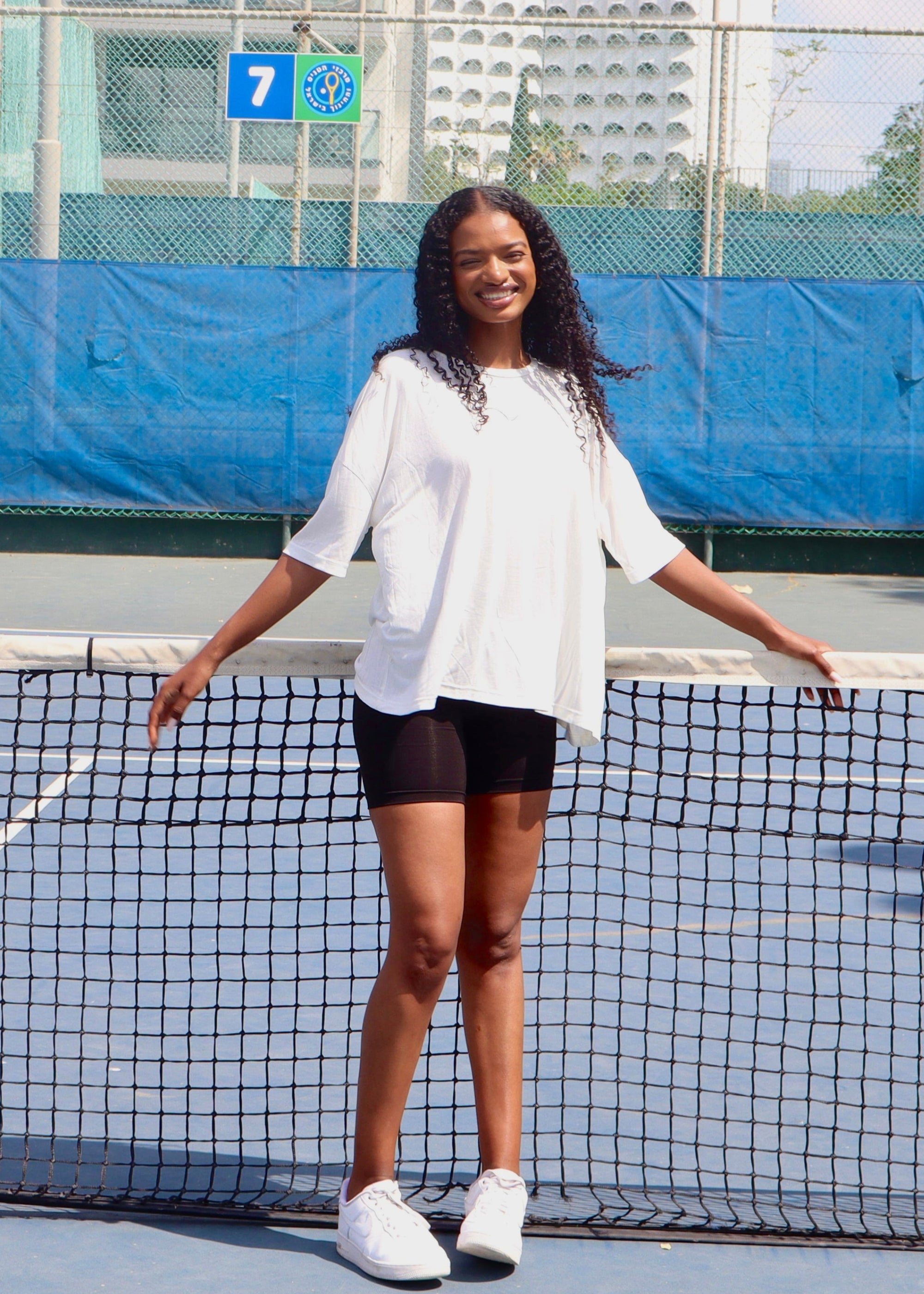 חולצת אוברסייז 100% במבוק